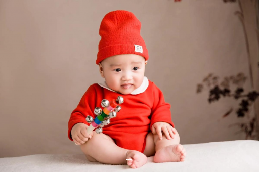 云浮宝宝被蜜蜂蛰了怎么办 云浮宝宝被蜜蜂蛰了怎么办